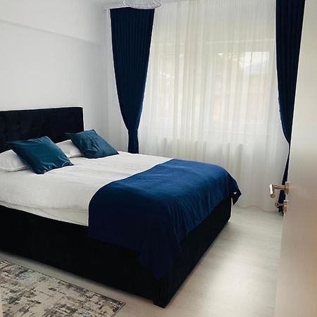 Luxury King Apartment Câmpulung Moldovenesc Exterior foto